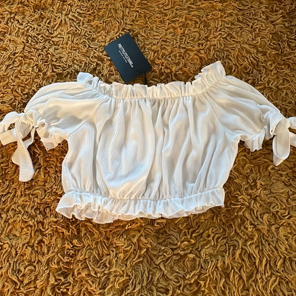 PrettyLittleThing white crop top